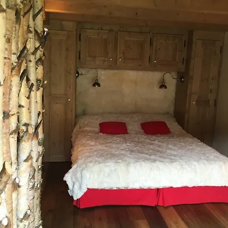 Mine De Rien Bed & Breakfast